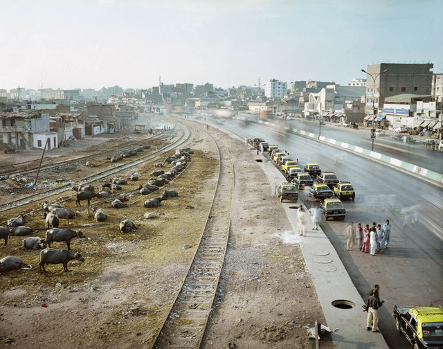 Martin Roemers, Archival pigment print, Mauripur Road, Machar Colony, Karachi, Pakistan, 2011